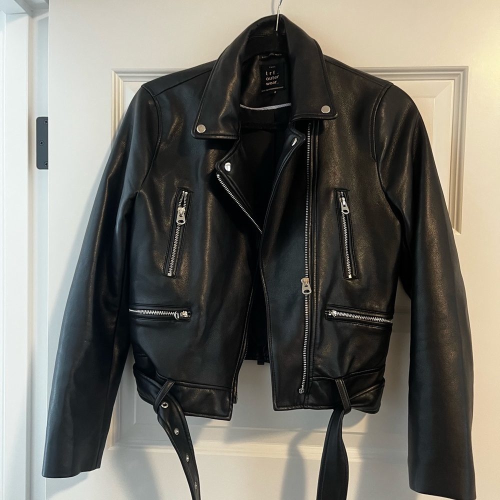 Zara Leather Jacket (M)